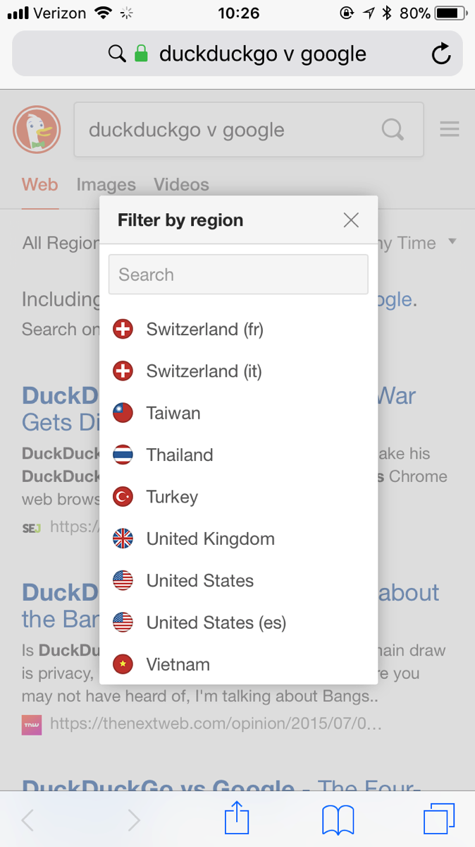 Screenshot of DuckDuckGo with a country selector.